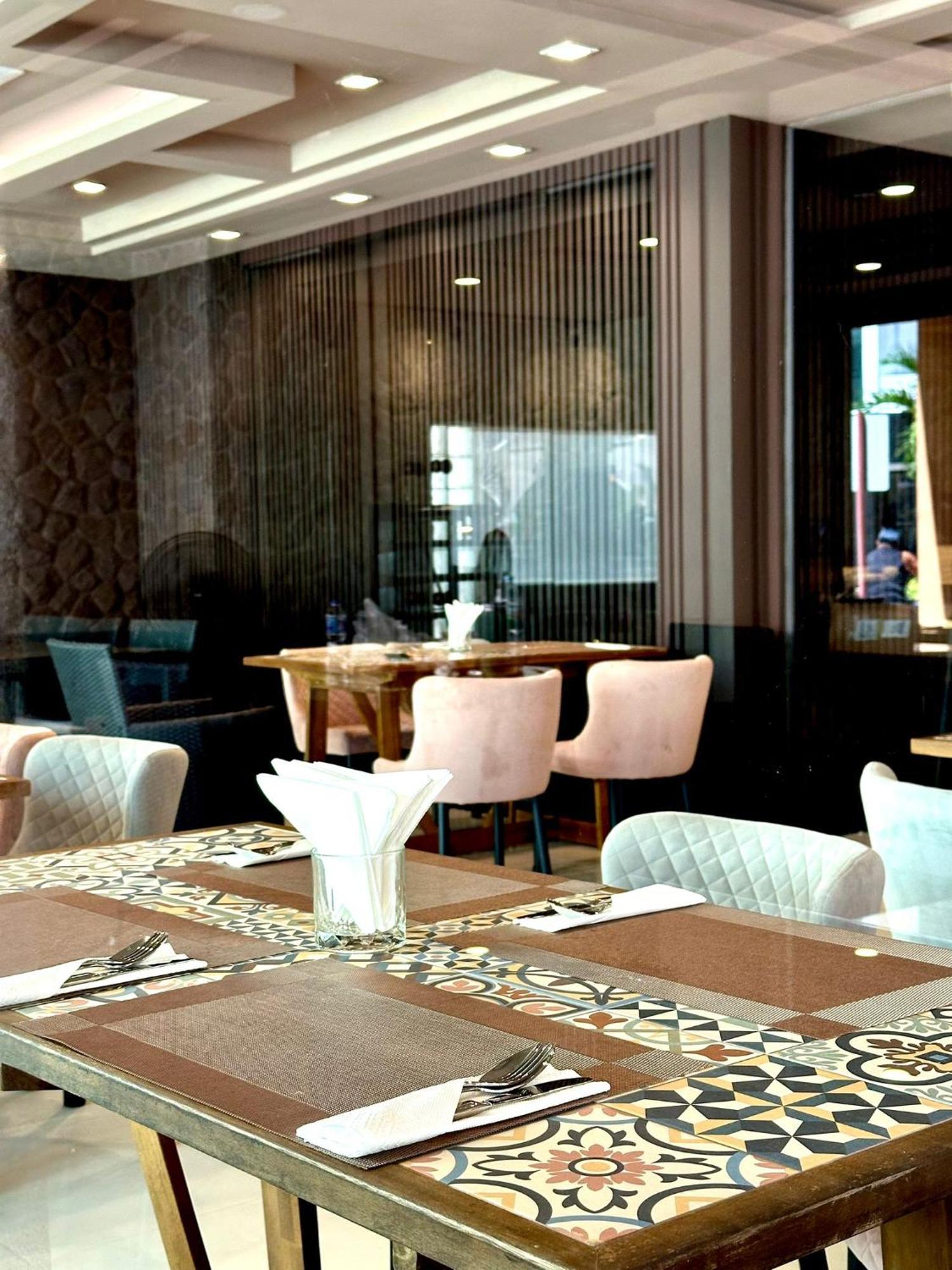 Grand Orlov Apart Hotel Patong Экстерьер фото