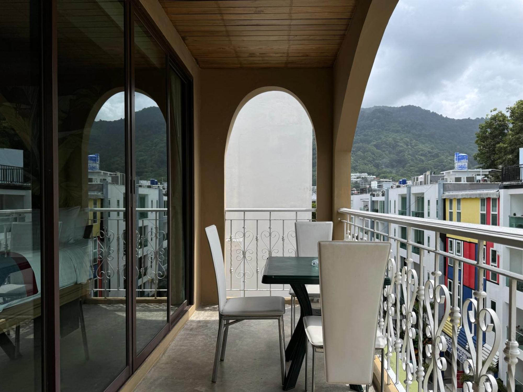 Grand Orlov Apart Hotel Patong Экстерьер фото