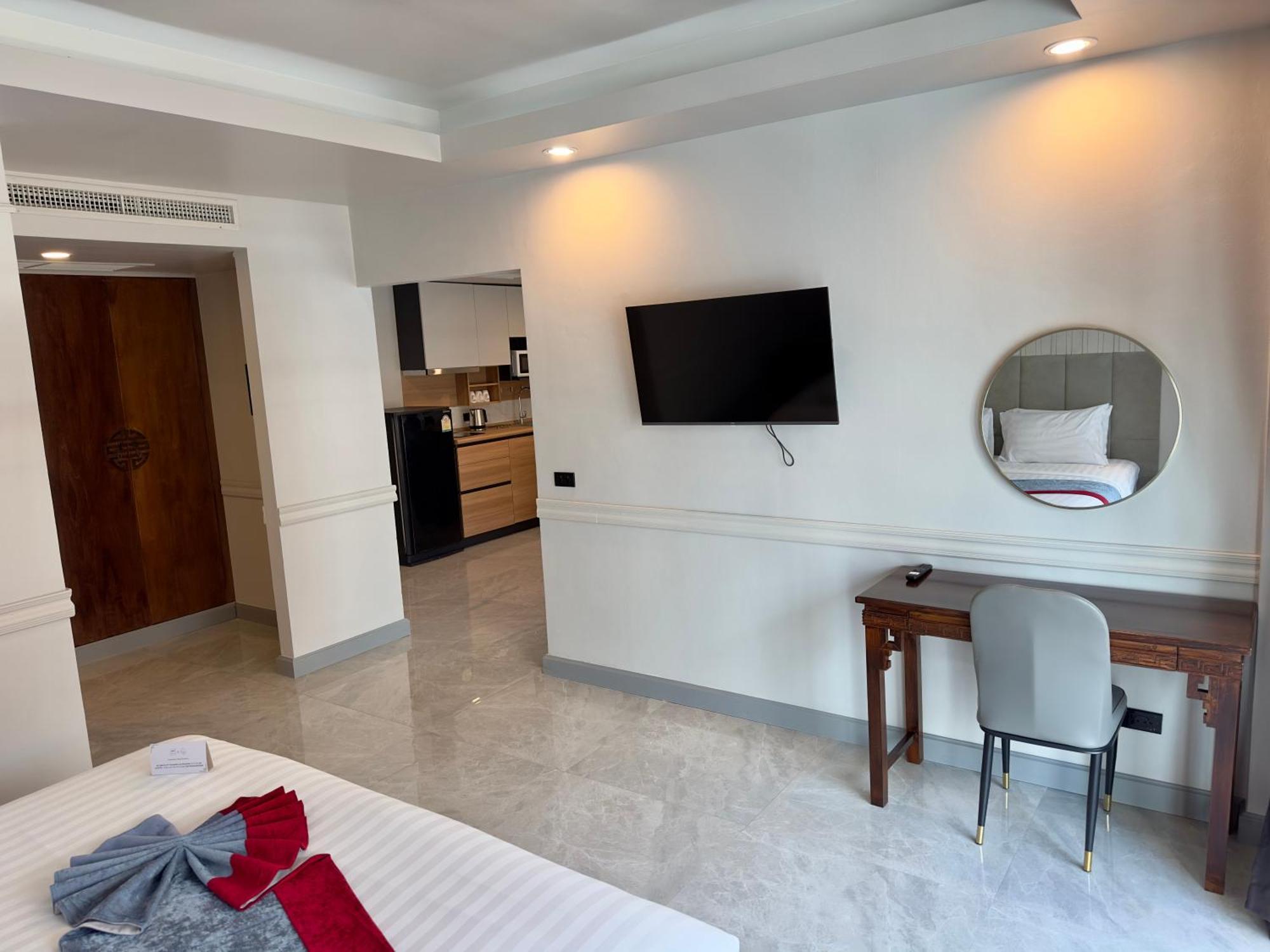 Grand Orlov Apart Hotel Patong Экстерьер фото